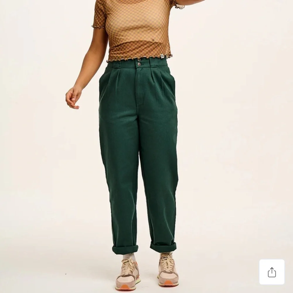 Addison Cotton Jeans in Posy Green - Picture 3 of 8